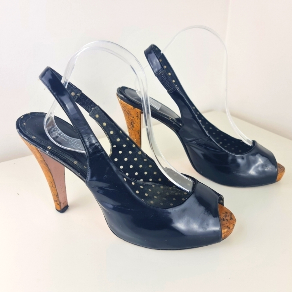 Town Shoes Women Black Patent Leather Peep Toe Slingback Sandals Size 10B